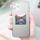 マルタ州コスピグアの小さな運河に沈む夕日 シール (スマートフォン)