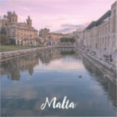 マルタ州コスピグアの小さな運河に沈む夕日 シール (正面)