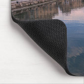 マルタ州コスピグアの小さな運河に沈む夕日 マウスパッド (コーナー)