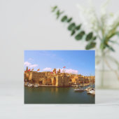 マルタ – バレッタ – 港と複数のフラグ ポストカード (スタンド正面)