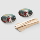 マルチーズの犬が雪のクリスマス ハンドファン (組立なし)