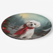 マルチーズの犬が雪のクリスマス ペーパープレート (アングル)