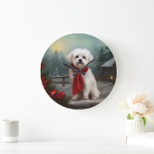 マルチーズの犬が雪のクリスマス ラージ壁時計 (ホーム)