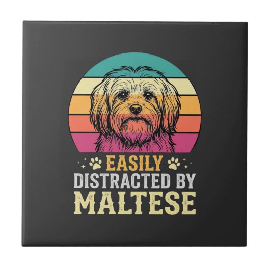 マルチーズの犬 レトロな夕日とディストラクション タイル (正面)