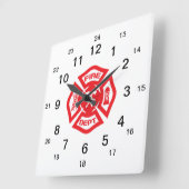 マルチーズクロス – 時計 (傾斜)