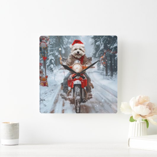 マルチーズドッグライディングオートバイクリスマス スクエア壁時計 (ホーム)