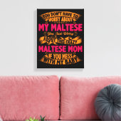 マルチーズ熱狂するママ キャンバスプリント (インサイチュ (リビング))