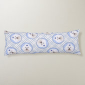 マルチーズ絵を描ズブルーボウかわいいオリジナルドッグアート ボディピロー (裏面)