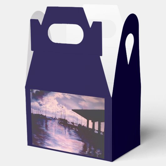 マルティニークのフォート・ド・フランス港 フェイバーボックス (オープン)