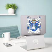 マルティネス・コート・オブ・アームズ シール (デスク上のノートパソコン)