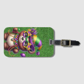 マルディグラの服を着た可愛いテディベア ラゲッジタグ (正面横)