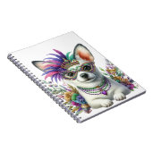 マルディグラの服を着た可愛らしい毛羽立ち犬 ノートブック (右側)