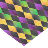 マルディグラスカラーズダイヤモンドハアーガイルーレクイン – ブラック ショートテーブルランナー (コーナー)