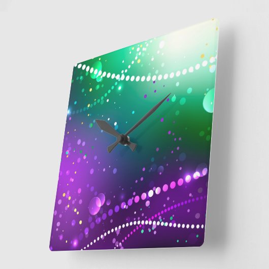マルディグラスフェスティバルパープルバックグラウンド スクエア壁時計 (傾斜)