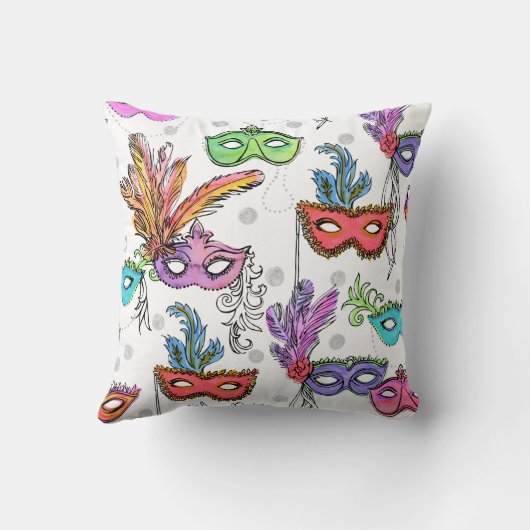 マルディグラスマスカレードマスク明るい水色 クッション (裏面)