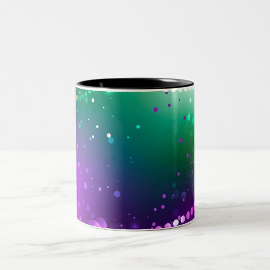 マルディグラフェスティバルパープルバックグラウンド ツートーンマグカップ (中央)