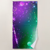 マルディグラフェスティバルパープルバックグラウンド ビーチタオル (正面)