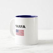 マルファテキサス州アメリカ国旗のライトカラー ツートーンマグカップ (正面左)