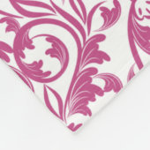 マルベリーダマスク伝統的フローラ フリースブランケット (角)