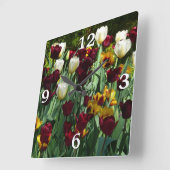 マルーンと黄色のチューリップカラフルフローラ スクエア壁時計 (傾斜)