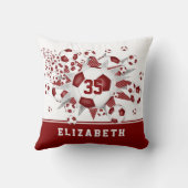 マルーンのスポーツルームガールズサッカーボール クッション (裏面)