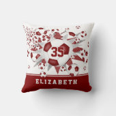 マルーンのスポーツルームガールズサッカーボール クッション (裏面)