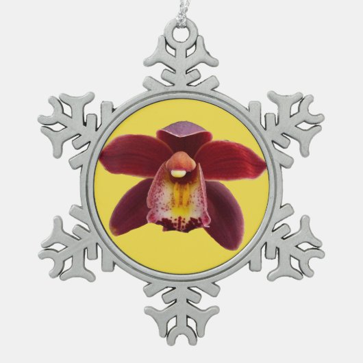 マルーンの蘭I美しい赤フローラ スノーフレークピューターオーナメント (正面)