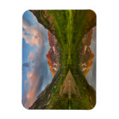 マルーンの鐘が穏やかなマルーン湖に反映2 マグネット (縦)