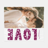 マルーンラブハートカップル写真バレンタイン フリースブランケット (正面(横))