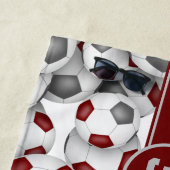 マルーン灰色のキッズサッカーチームの色のスポーツパターン ビーチタオル (インサイチュ)