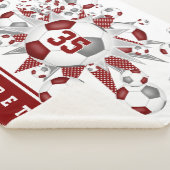 マルーン灰色のサッカーボールが女の子のスポーツルームをスター シェルパブランケット (3/4)