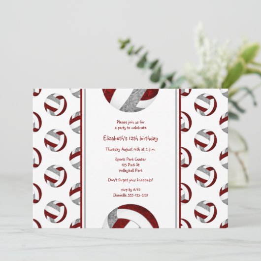 マルーン灰色スポーティガーリーバレーボール誕生日パーティー 招待状 (スタンド正面)