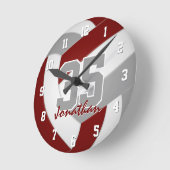 マルーン灰色チームカラープレーヤー名バレーボール ラウンド壁時計 (傾斜)