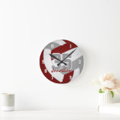 マルーン灰色チームカラープレーヤー名バレーボール ラウンド壁時計 (ホーム)