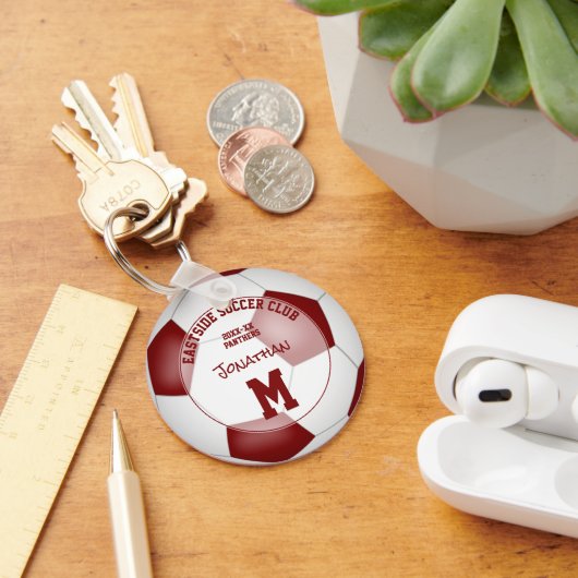 マルーン白いサッカーチームのギフトキッズスポーツ キーホルダー (デスク)