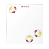 マルーン金ゴールドサッカーボールパーソナライズされたアクセント ノートパッド (正面)