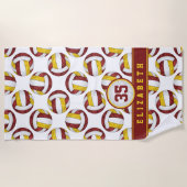 マルーン金ゴールドバレーボールチームのチームカラーズスポーティ ビーチタオル (正面)