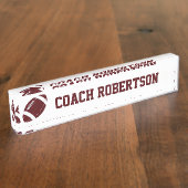 マルーン·フットボールをテーマにパーソナライズされたした  デスクネームプレート (側面)