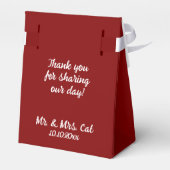 マロンとホワイトのウェディングで愛は甘い フェイバーボックス (裏面サイド)