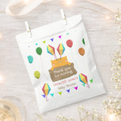 マンガのオレンジ色の猫の赤ちゃんシャワー フェイバーバッグ (クリップ留めされた状態)