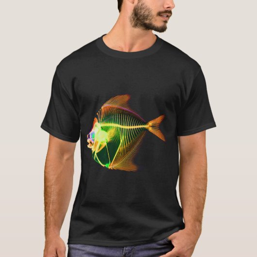 マンザイオウ(学名:Peprilus paru) Tシャツ (正面)