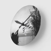 マンダック狩り ラウンド壁時計 (傾斜)