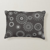 マンダラジオメトリ – 暗闇の光のダンス アクセントクッション (裏面)
