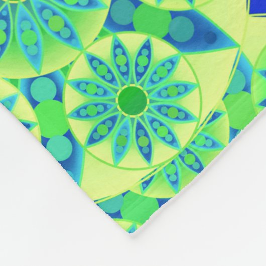 マンダラパターン、エメラルドグリーンと孔雀 フリースブランケット (角)