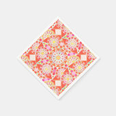 マンダラパターン，コーラルレッド，ピンク，金ゴールド スタンダードカクテルナプキン (角)