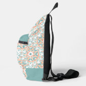 マンダラピーチティール(緑がかった色)フラワーパターンモノグラム スリングバッグ (右)