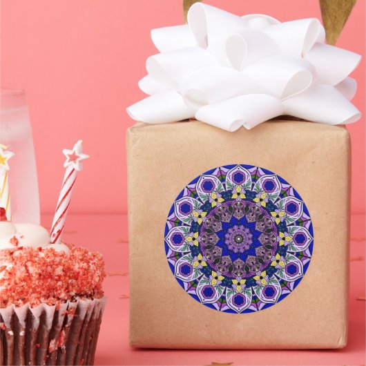 マンダラブルーベリー12花びらブルーバイオレット ラウンドシール (パーティー)