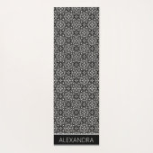 マンダラ白黒パターン名パーソナライズされた ヨガマット (裏面)