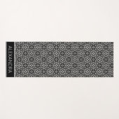 マンダラ白黒パターン名パーソナライズされた ヨガマット (正面(横))