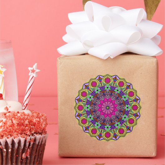 マンダラ12-2ピンクフラワー –  ラウンドシール (パーティー)